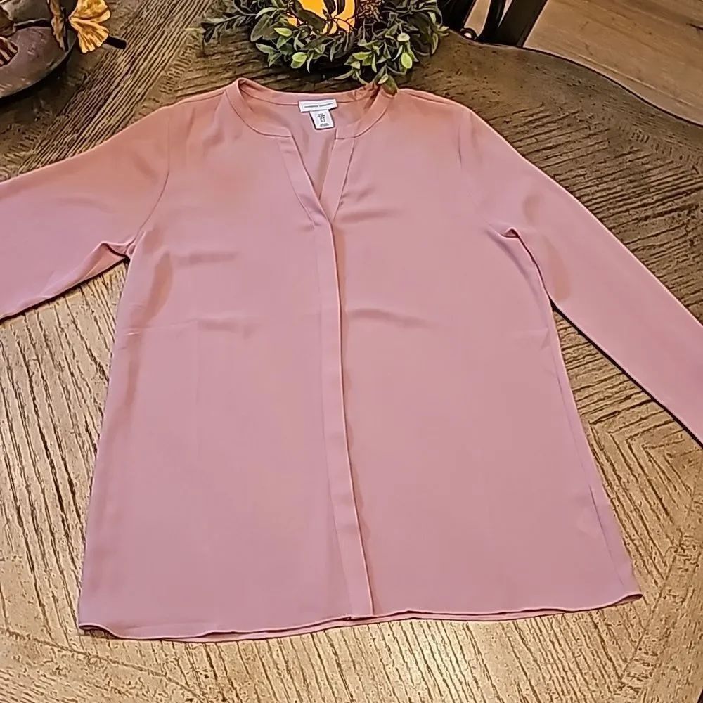 Blush Pink dress shirt size M Adrienne Vittadani💝